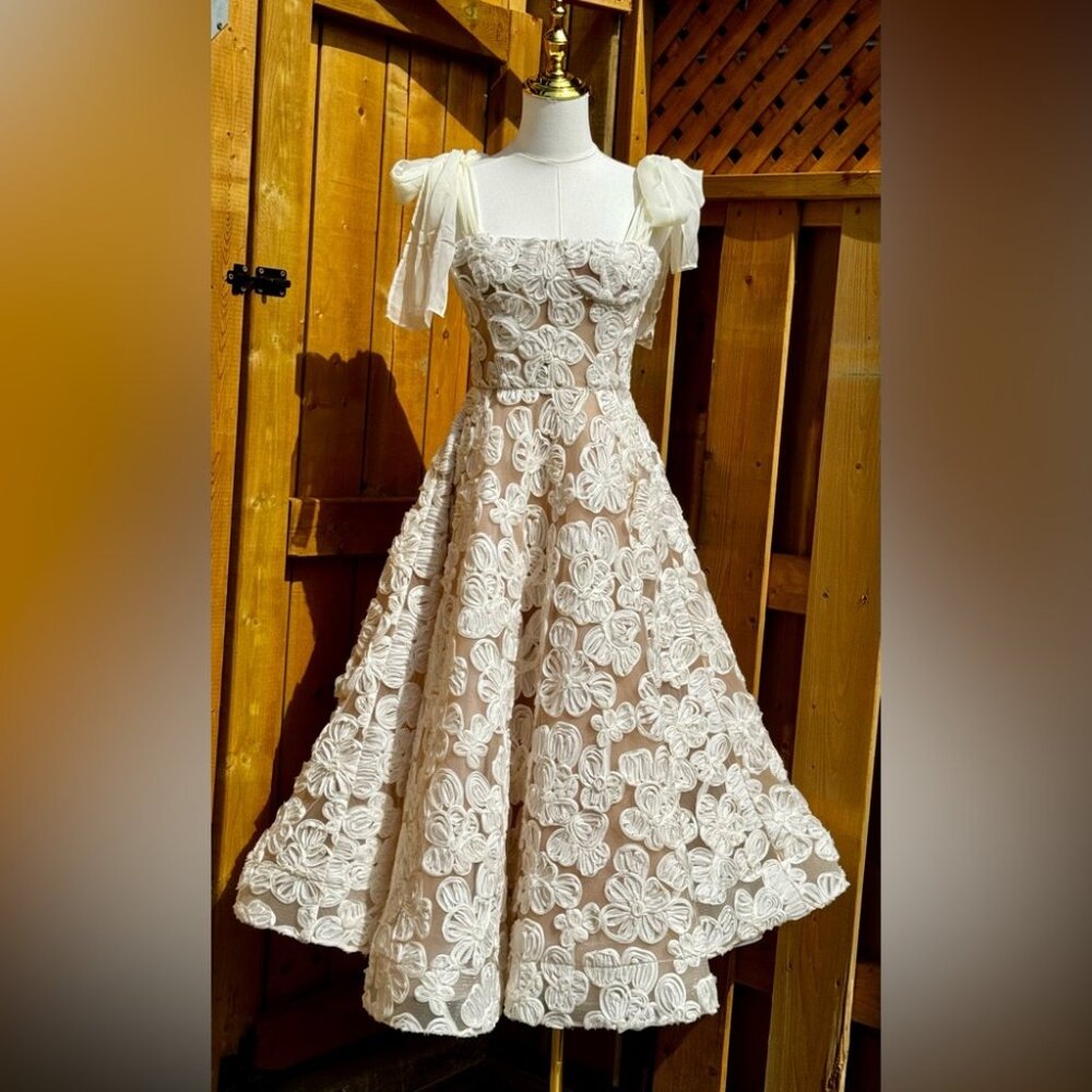🆕 BRONX & BANCO 🧿 NWOT Sabrina White Bridal Midi Dress, Sz XS / US 2 - Picture 5 of 17